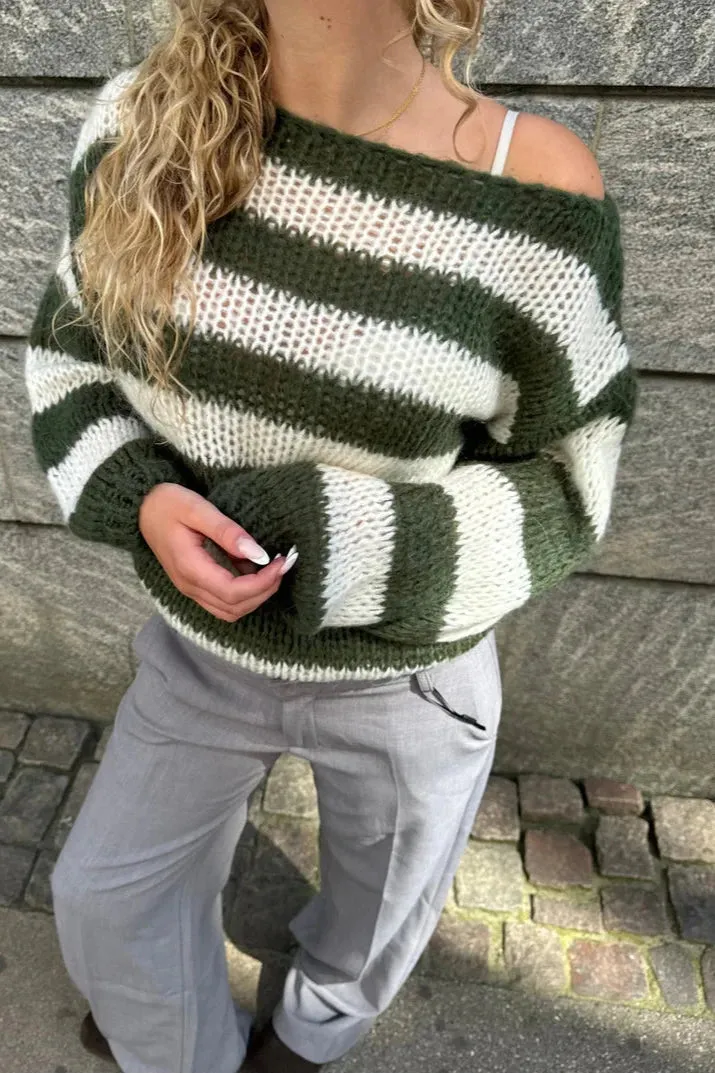ACE | COMFY GESTREEPTE TRUI