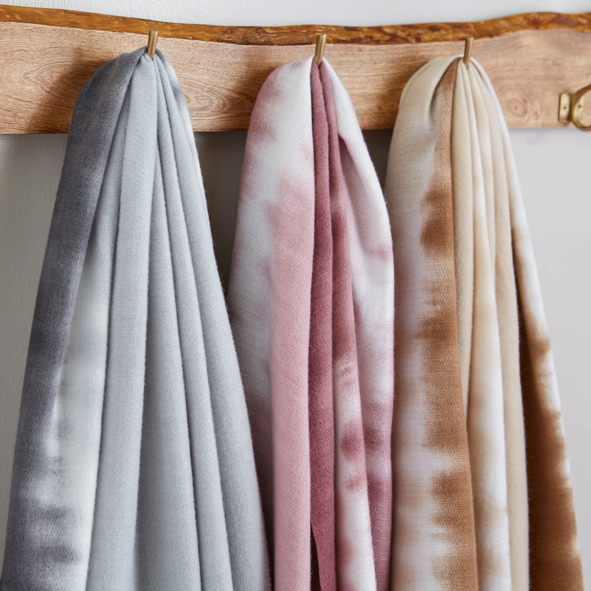 Harlow Ombre Scarf - Tan