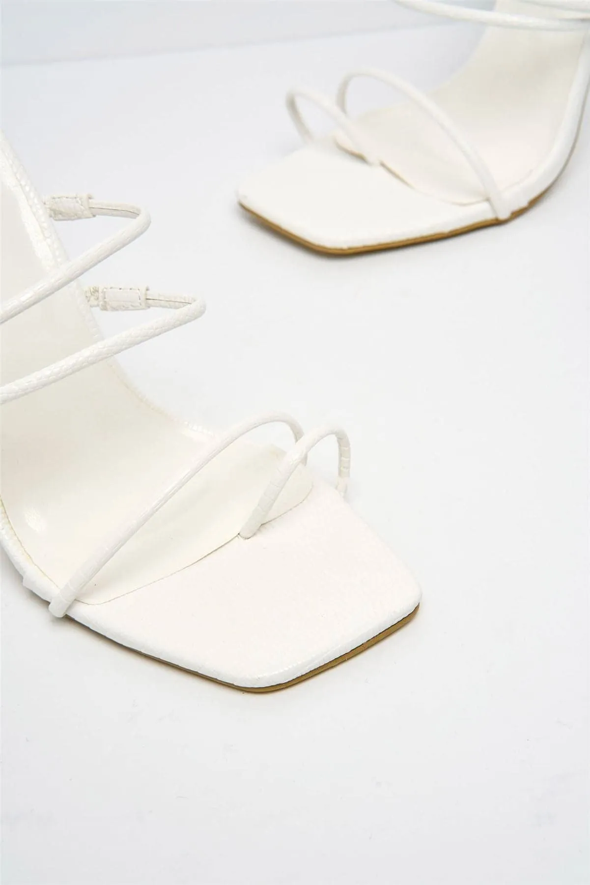Vigo Strappy Mule in White Lizard