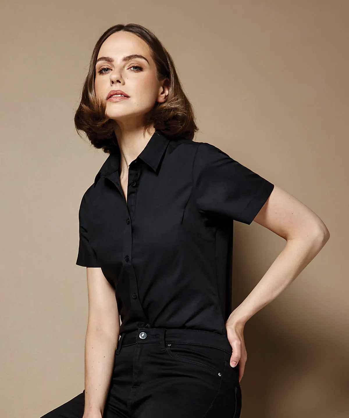 White - Women's poplin shirt short sleeve